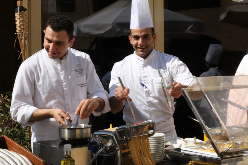 Sunday Buffet at Kempinski Summerland Hotel